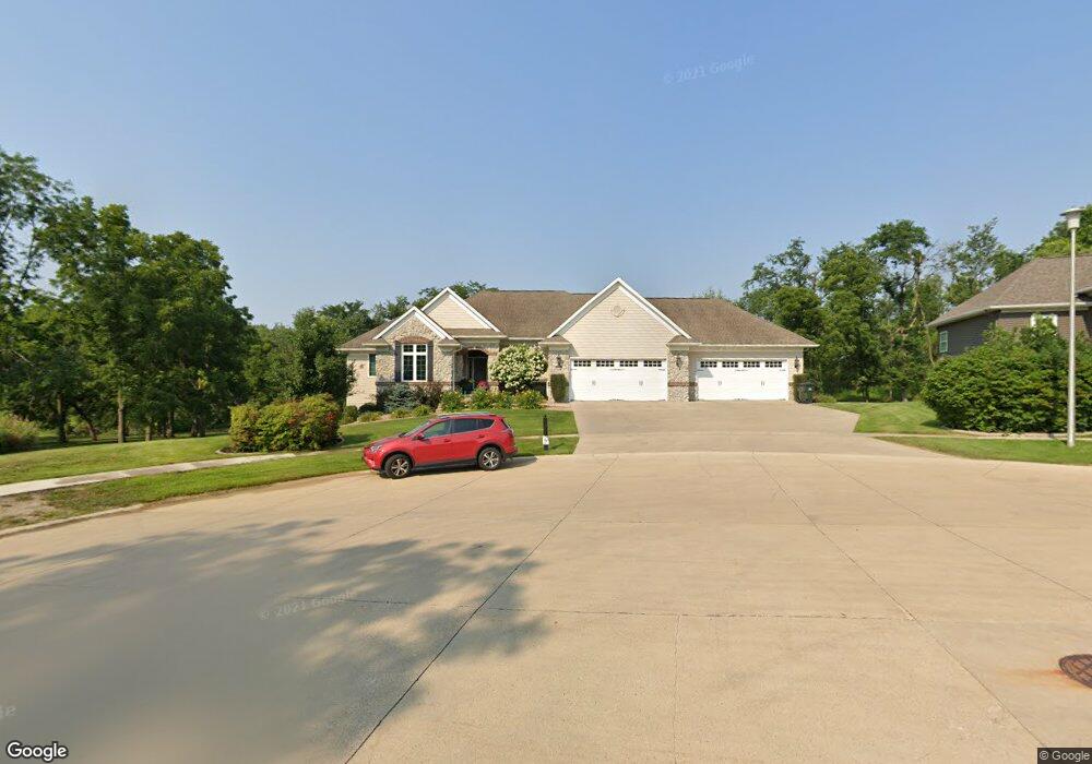 3531 Spring Valley Place NE, Cedar Rapids, IA 52411 - photo 1