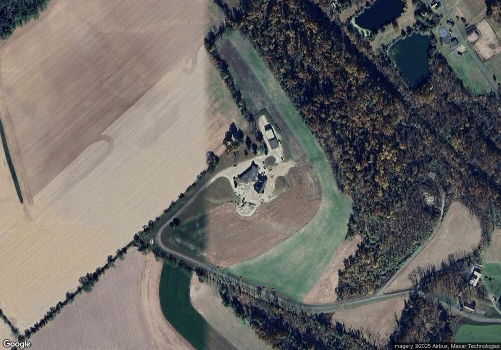 250 Green Meadow Ln, Pen Argyl, PA 18072 - photo 1