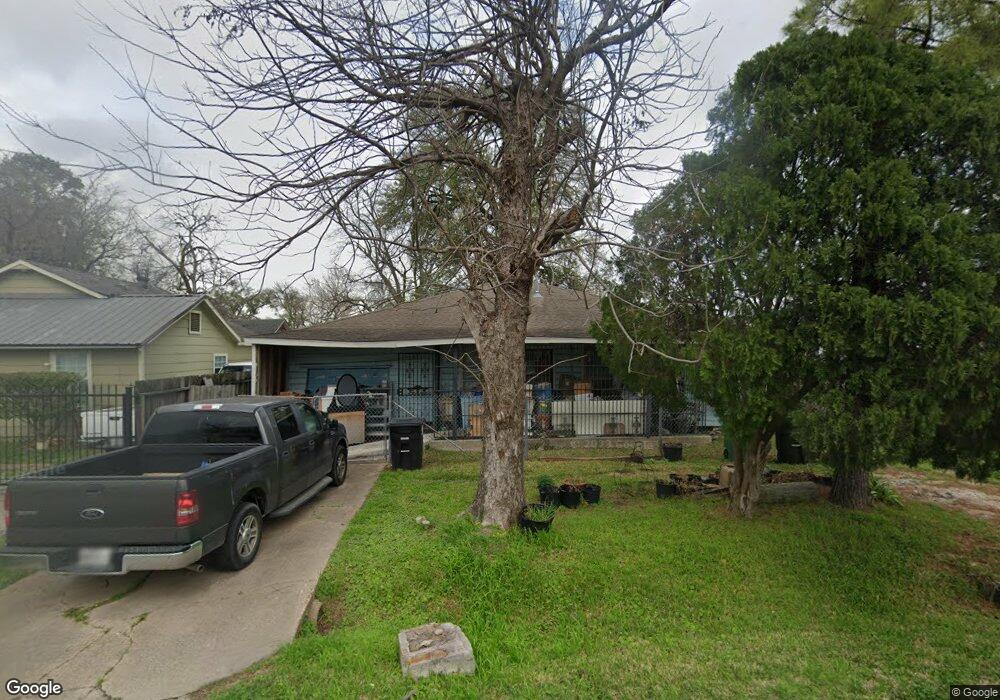 51 Neyland St, Houston, TX 77022 - photo 1