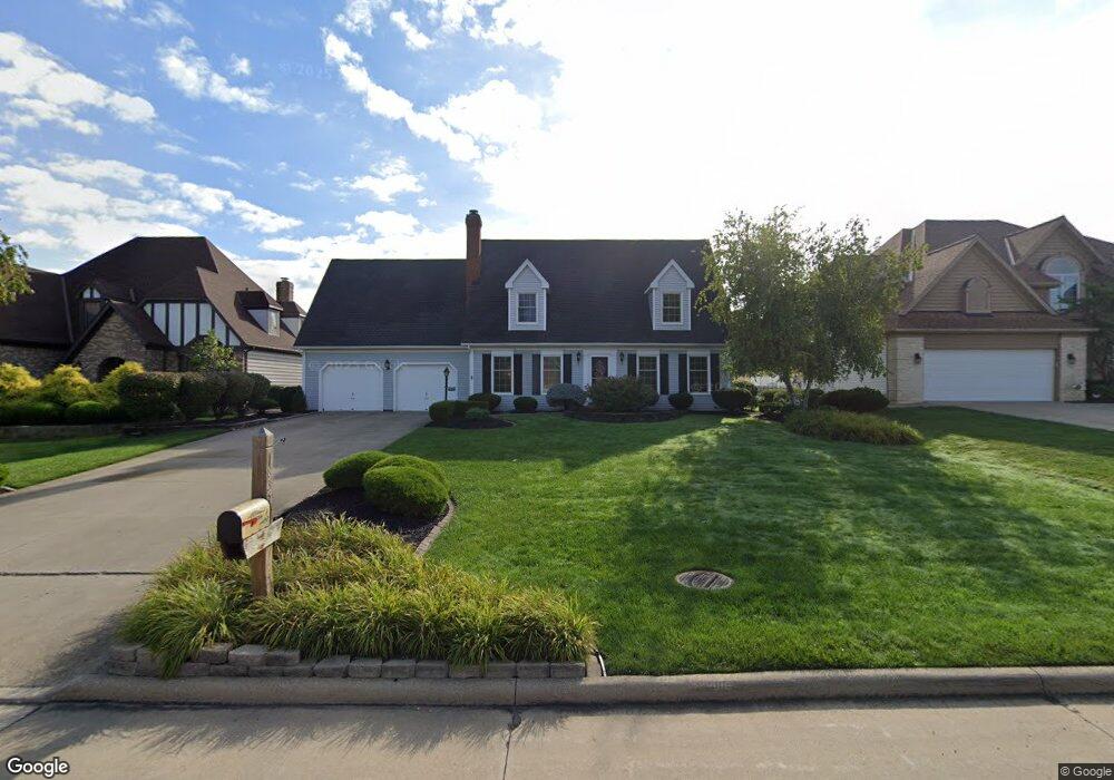 1837 Cedarhurst Dr, Wickliffe, OH 44092 - photo 1