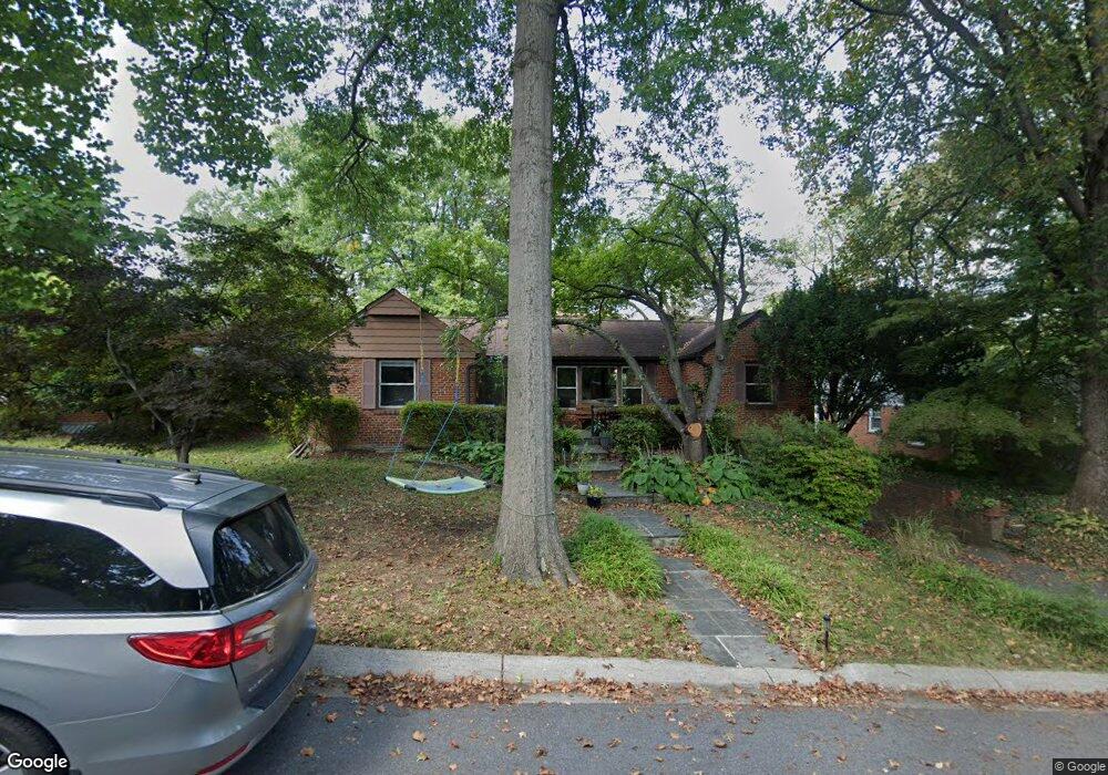 7013 Bybrook Ln, Chevy Chase, MD 20815 - photo 1