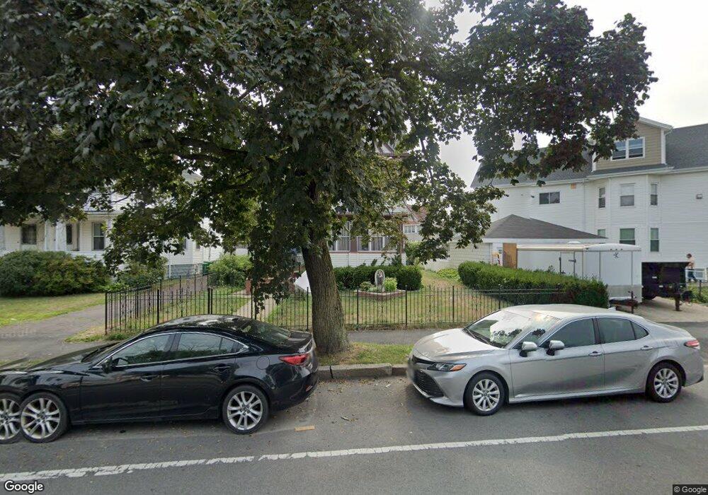 1048 Fellsway unit 2, Medford, MA 02155 - photo 1