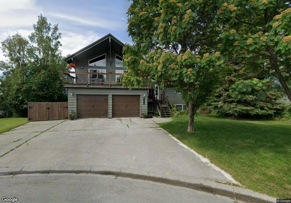 5350 Tudortop Cir, Anchorage, AK 99507 - photo 1