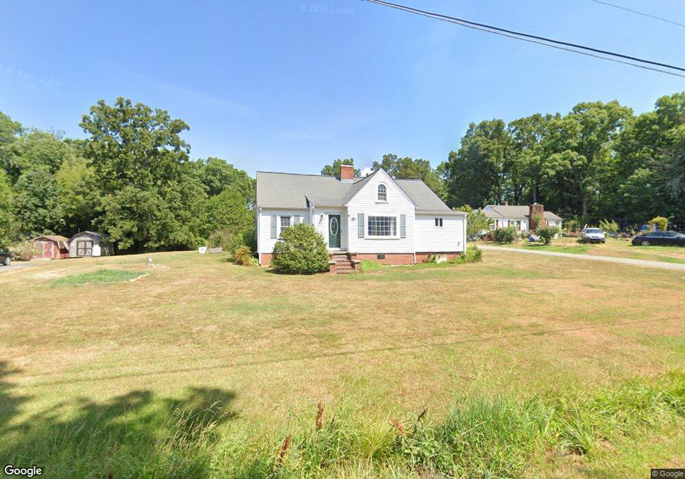 295 Cresent Dr, Asheboro, NC 27203 - photo 1