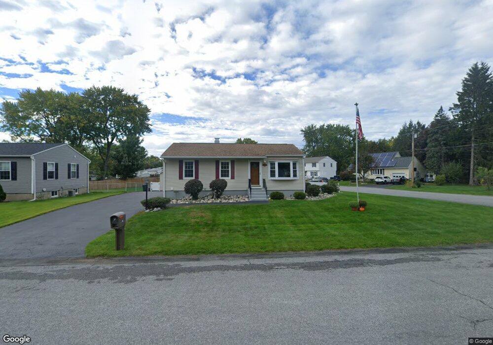 37 Winslow Dr, Schenectady, NY 12309 - photo 1