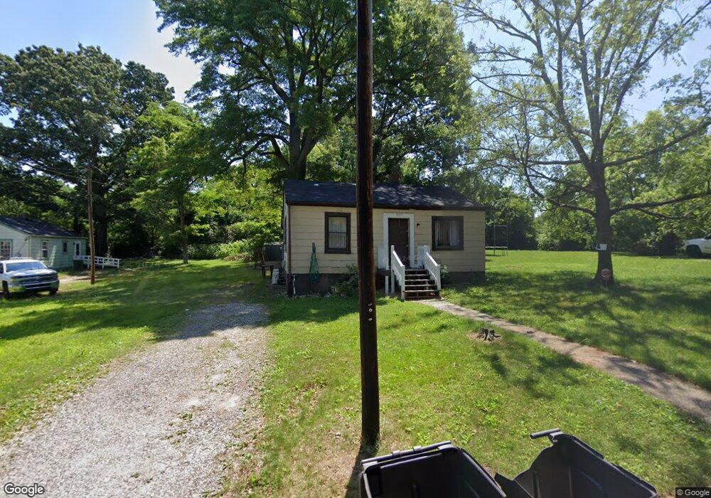 907 9th St, Statesville, NC 28677 - photo 1