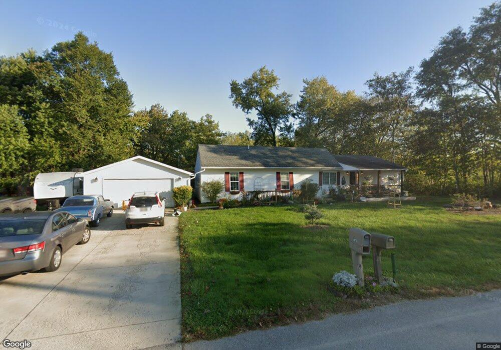 17561 Freymuth Rd, Wapakoneta, OH 45895 - photo 1