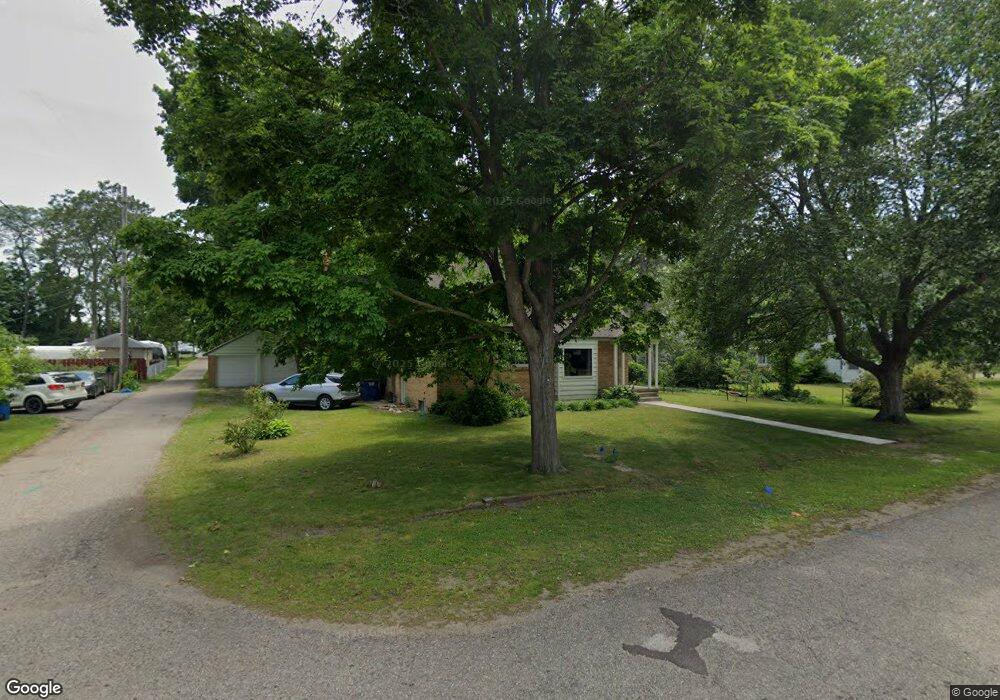 129 W Cherry St, Wayland, MI 49348 - photo 1