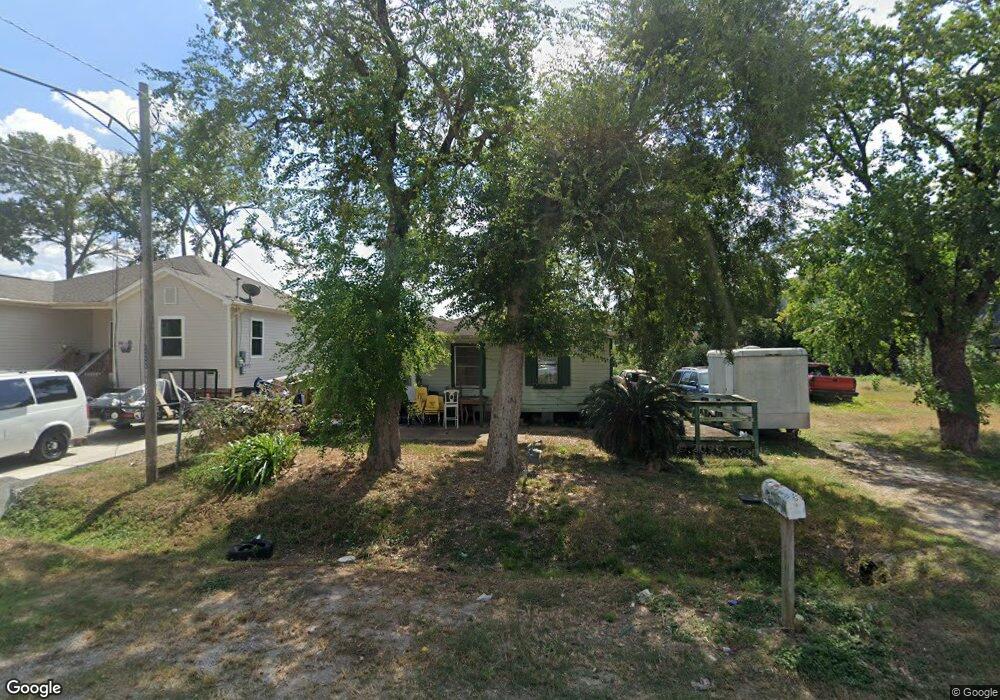 781 Enterprise St, Houston, TX 77088 - photo 1