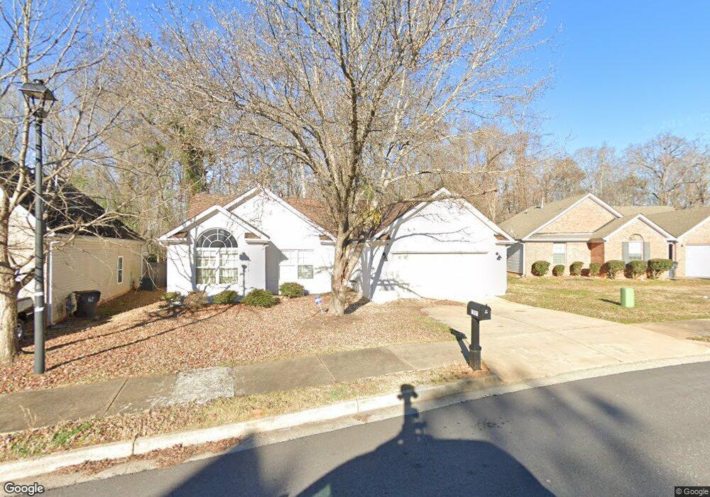 1581 Queen Elizabeth Dr unit 6, Locust Grove, GA 30248 - photo 1