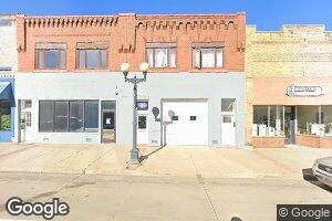 8 W Lake St, Chisholm, MN 55719