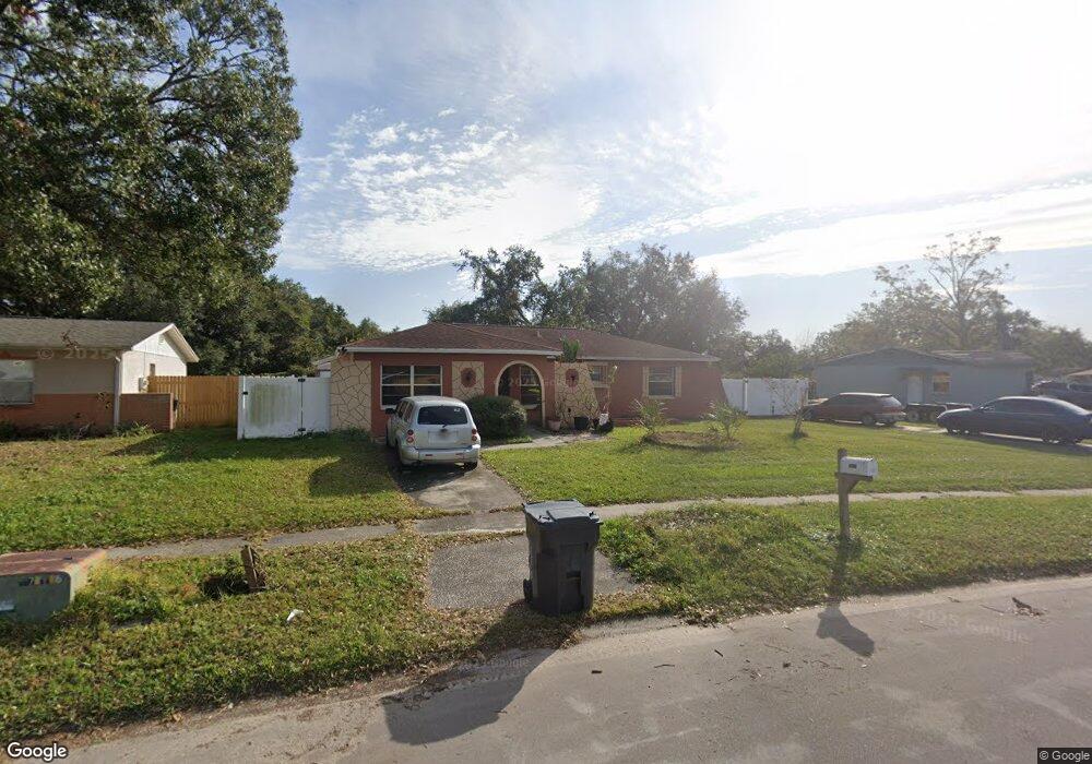 8624 Wood Ridge Rd, Tampa, FL 33619 - photo 1