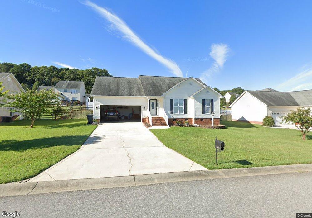 3004 Hereford Ln, Dallas, NC 28034 - photo 1