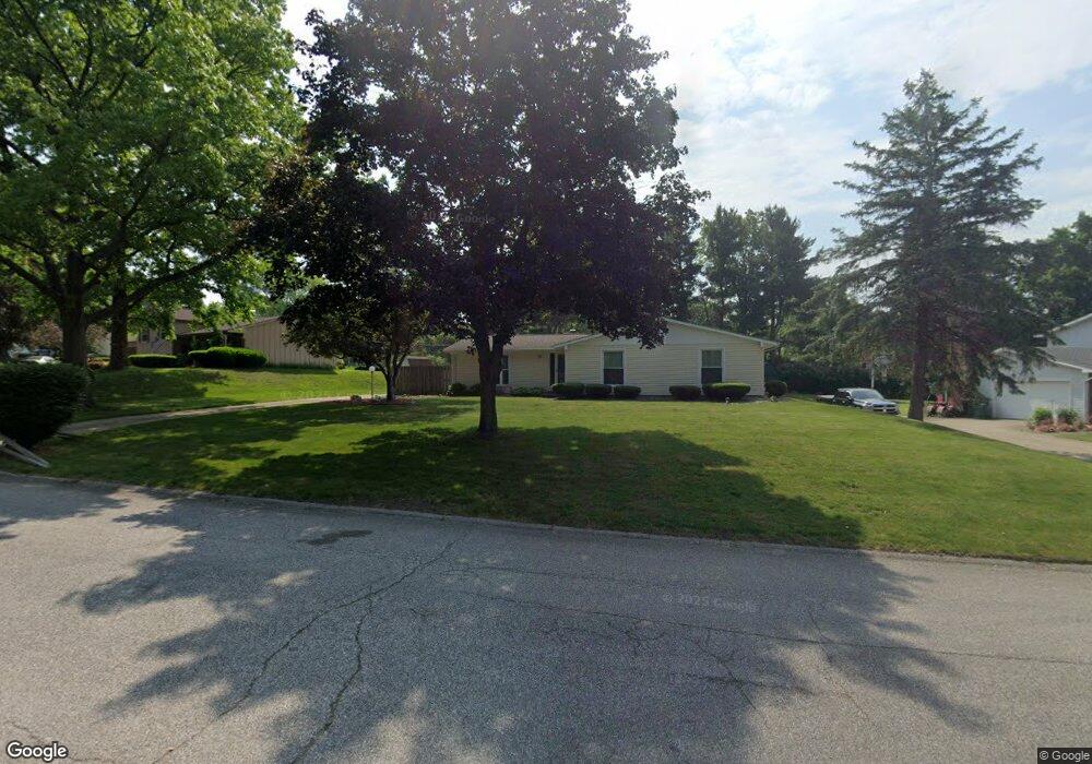 52536 Heatherfield Dr, South Bend, IN 46637 - photo 1