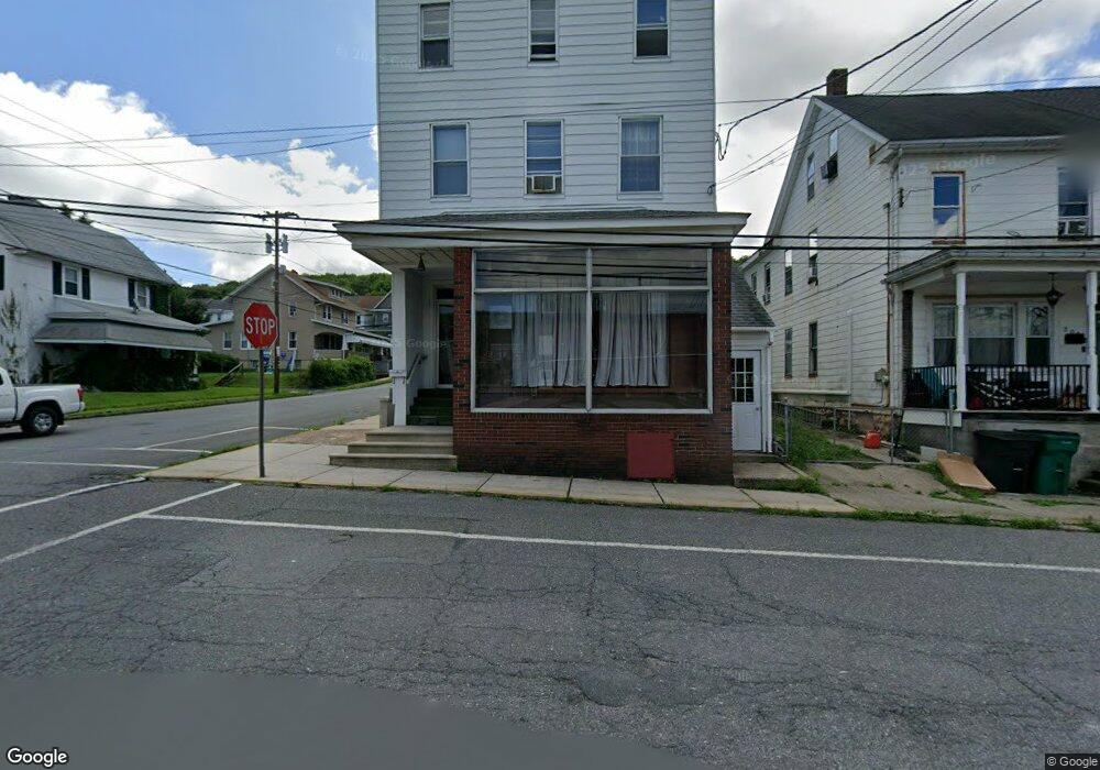200-202 W Bertsch St, Lansford, PA 18232 - photo 1