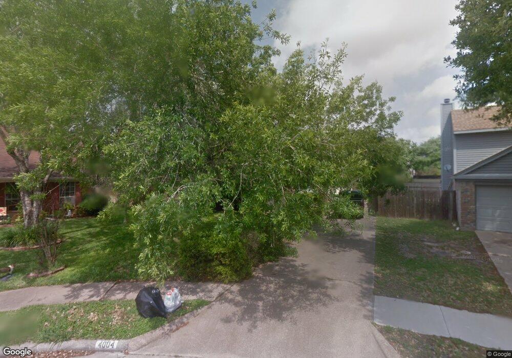 4004 Spring Brook Ct, Pearland, TX 77584 - photo 1