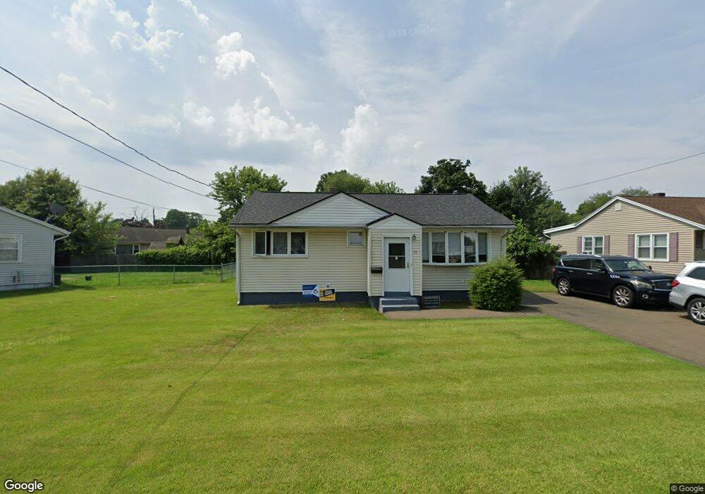 14 Easy Rudder Ln, West Haven, CT 06516 - photo 1