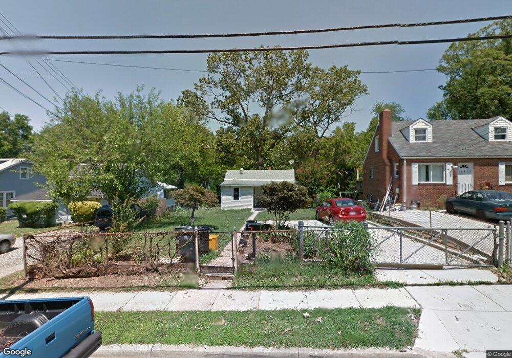 5816 Quintana St, Riverdale, MD 20737 - photo 1