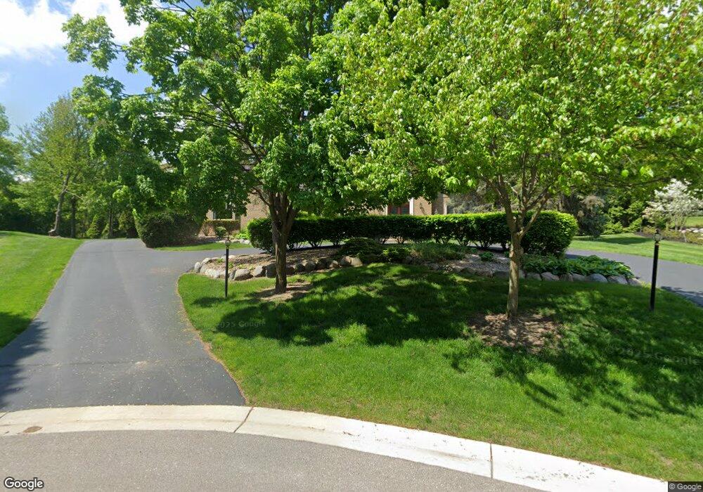 500 Stoneridge Ln, Bloomfield Hills, MI 48302 - photo 1