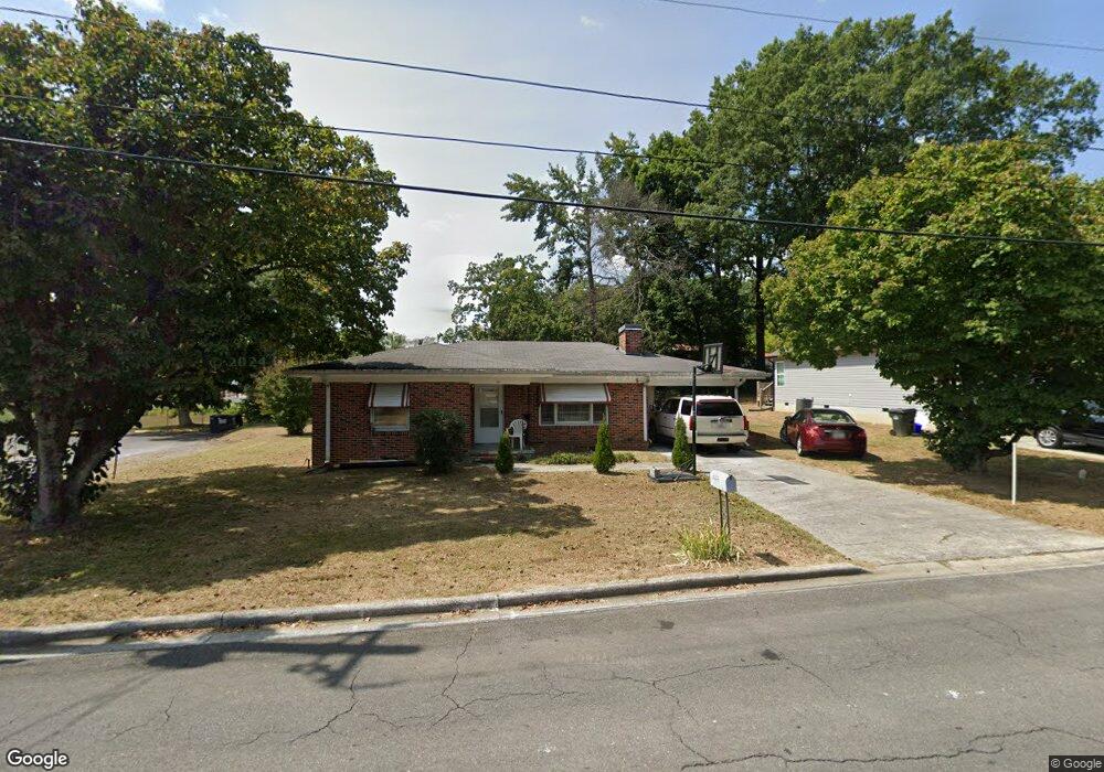 520 Lester Ave, Dalton, GA 30721 - photo 1