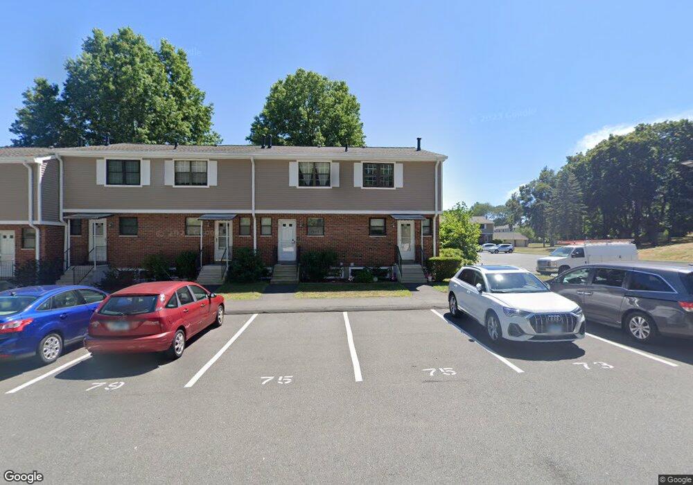 73 Hampton Ct unit 73, Newington, CT 06111 - photo 1