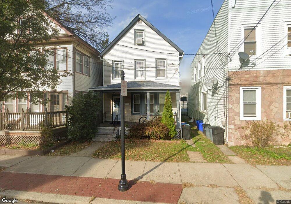 632 Roosevelt Ave, Carteret, NJ 07008 - photo 1