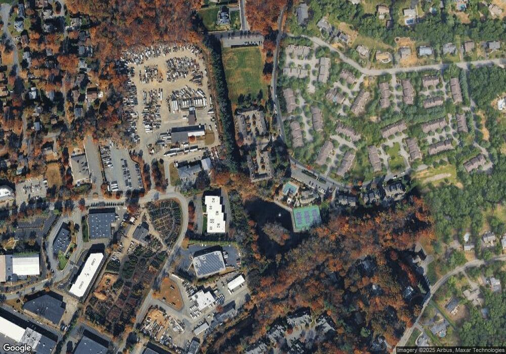 181 Dickinson Ln, Mahwah, NJ 07430 - photo 1