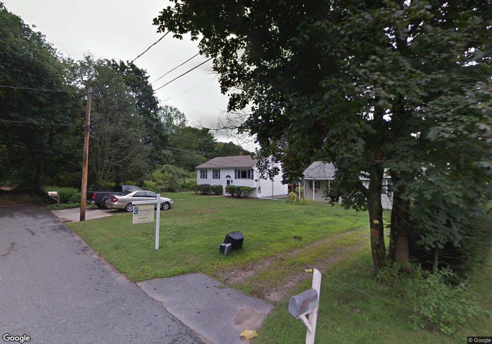 104 Gifford Ave, Willimantic, CT 06226 - photo 1