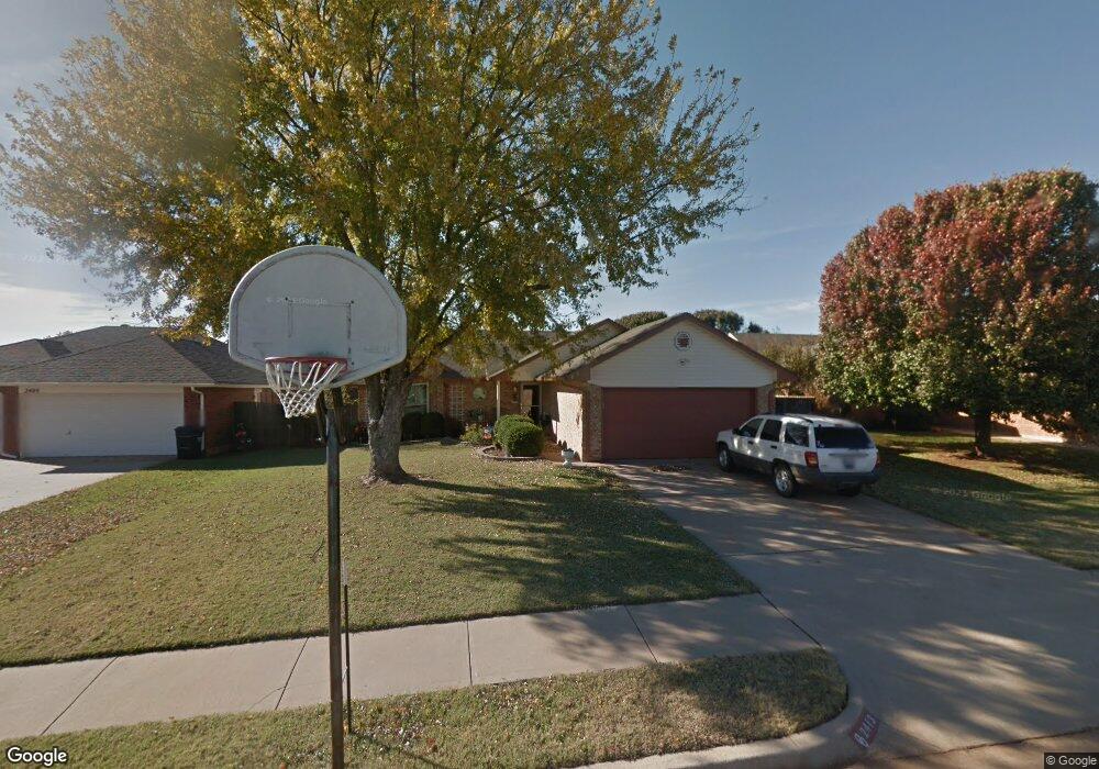 2413 W Park Place, Moore, OK 73160 - photo 1