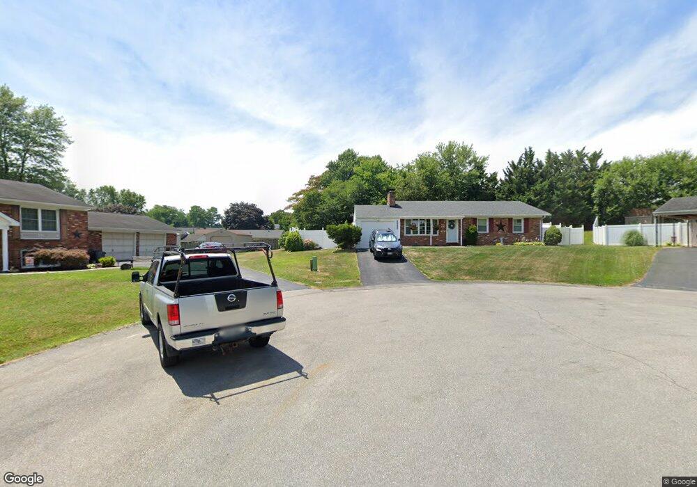 10918 Oak Forest Cir, Hagerstown, MD 21740 - photo 1