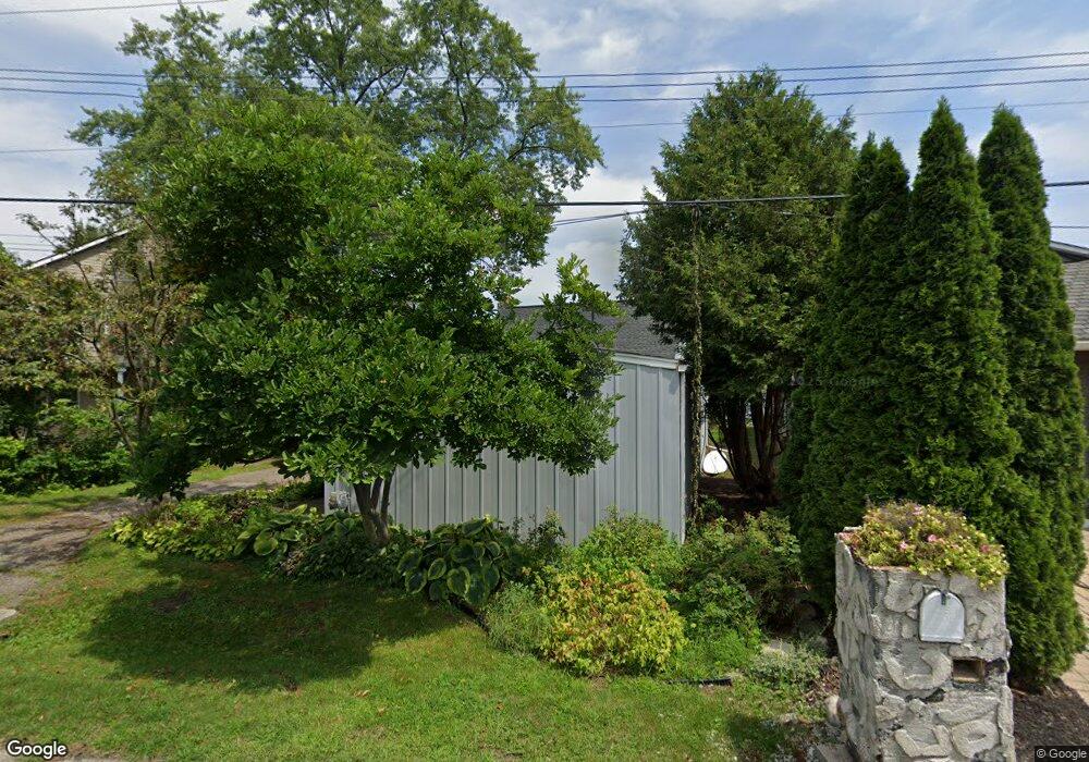 2579 Warner Dr, West Bloomfield, MI 48324 - photo 1