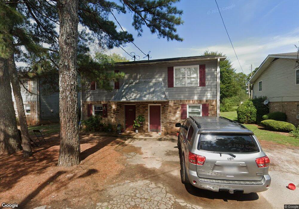 935 Six Oaks Cir unit A, Norcross, GA 30093 - photo 1