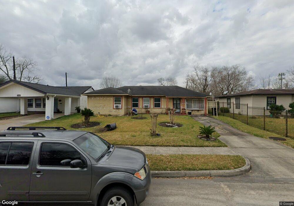 6070 Lisa Ln, Houston, TX 77021 - photo 1