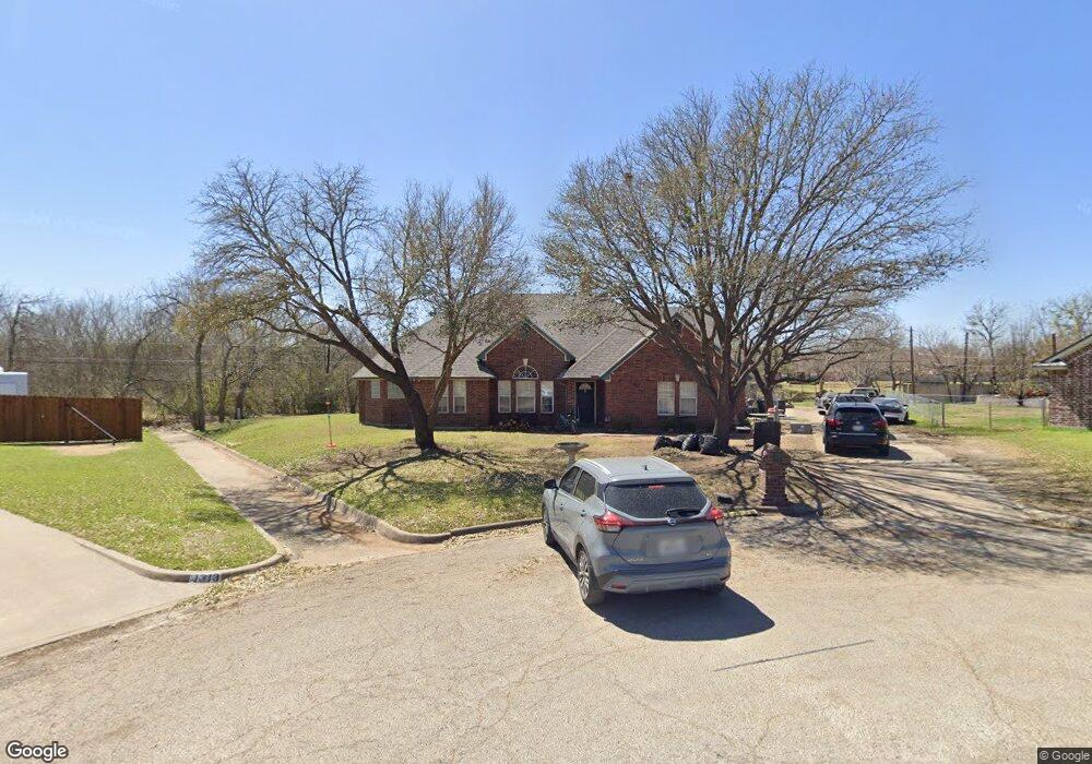 1314 Cindy Ct, Cleburne, TX 76033 - photo 1