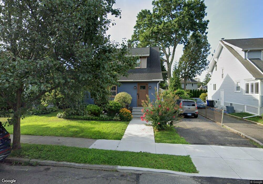 30 Raymond Terrace, Norwalk, CT 06855 - photo 1