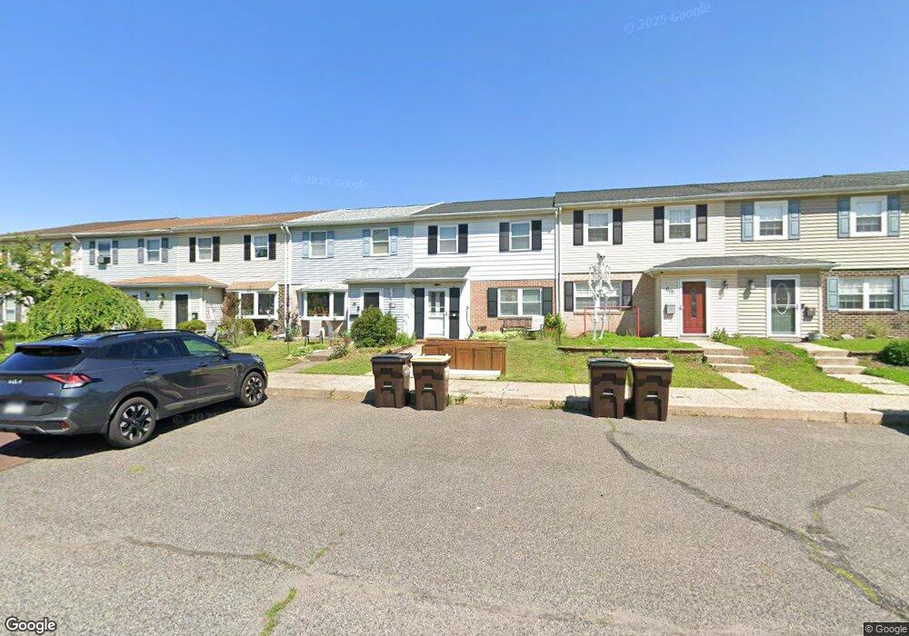 607 Hamilton Rd unit 86, East Greenville, PA 18041 - photo 1