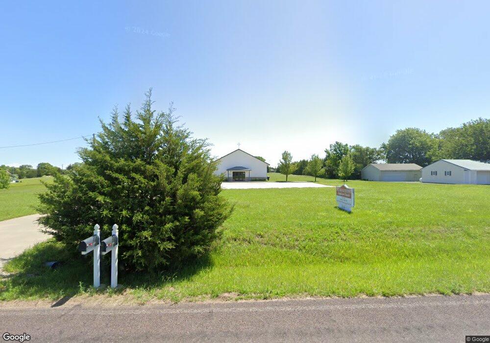 2140 SW Hodges Rd, Topeka, KS 66614 - photo 1