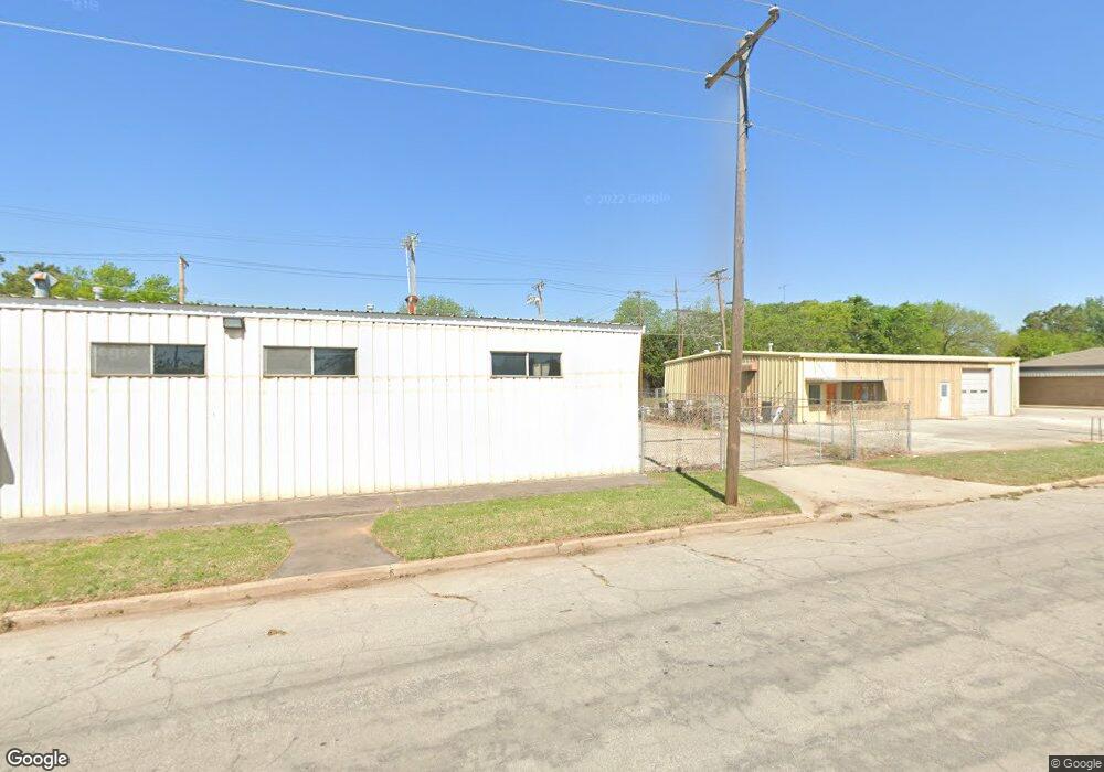 303 N 7th St, Duncan, OK 73533 - photo 1