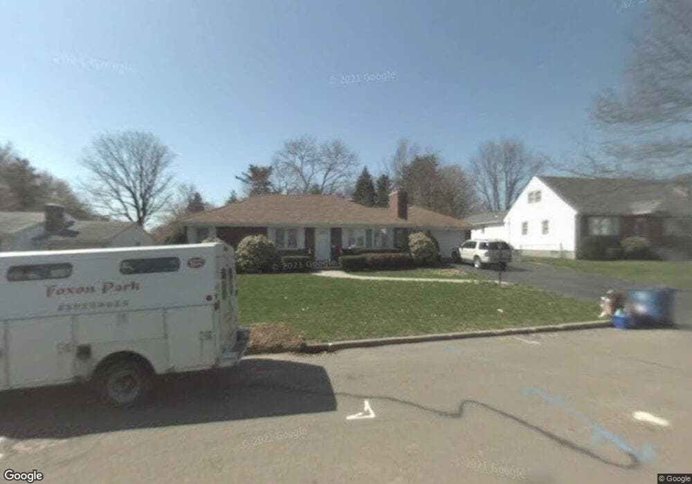 115 Tuttle Dr, New Haven, CT 06512 - photo 1