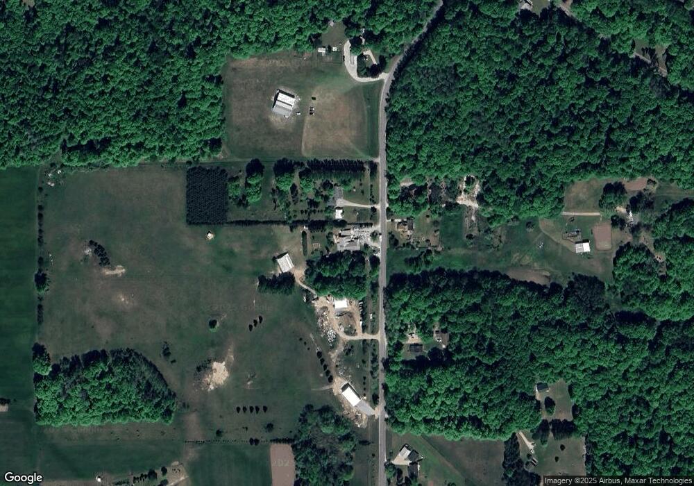 10965 Burnett Rd, Charlevoix, MI 49720 - photo 1