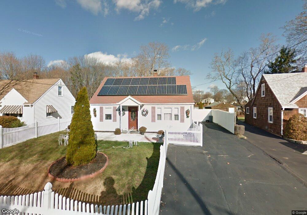 5 James St, East Haven, CT 06512 - photo 1