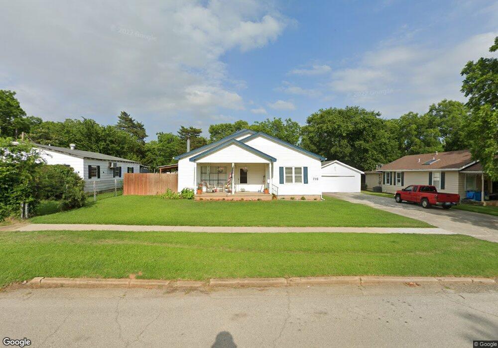 718 D St NW, Ardmore, OK 73401 - photo 1