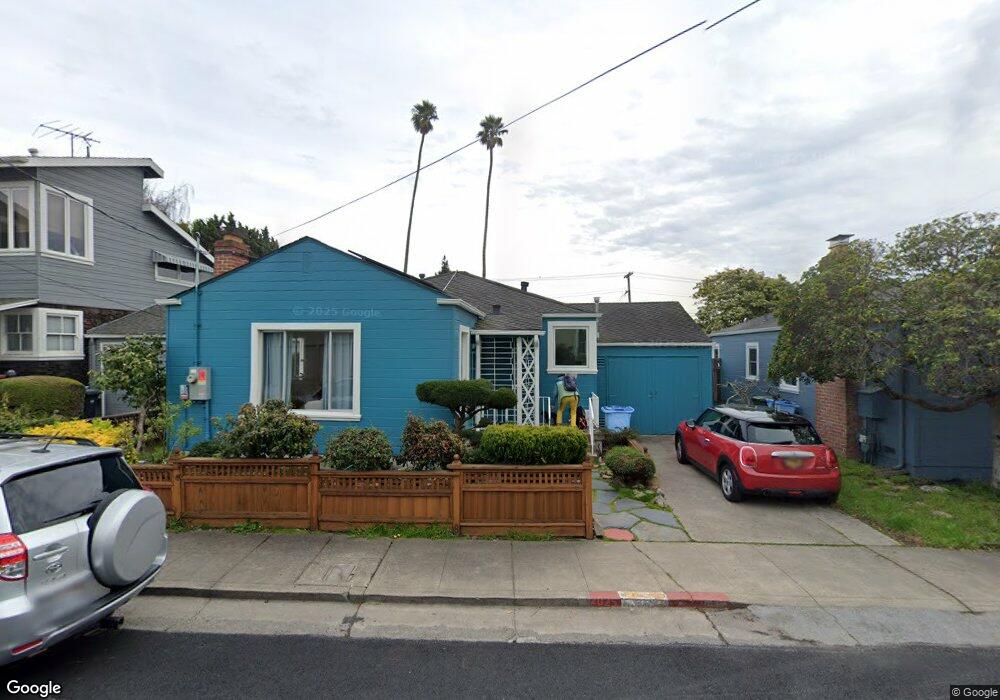 1404 Acroft Ct, Berkeley, CA 94702 - photo 1