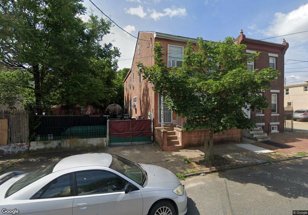 620 Spruce St, Camden, NJ 08103 - photo 1