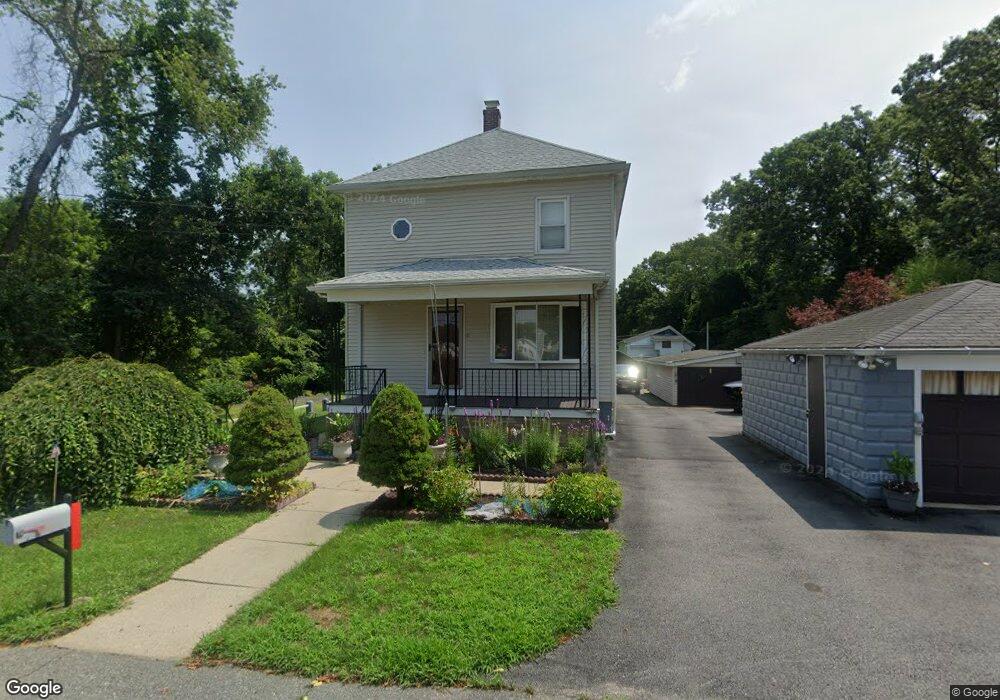 9 Carlton St, South Dartmouth, MA 02748 - photo 1