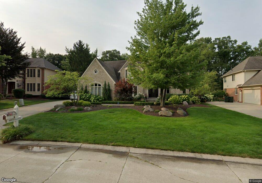 3699 Newcastle Dr, Rochester Hills, MI 48306 - photo 1