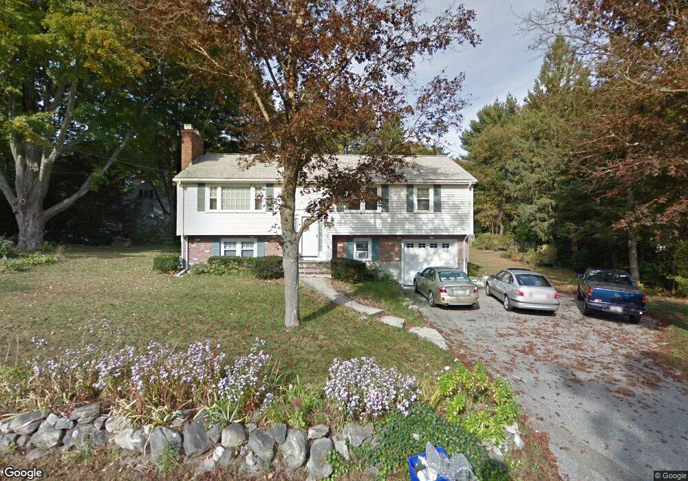 565 Woburn St, Wilmington, MA 01887 - photo 1