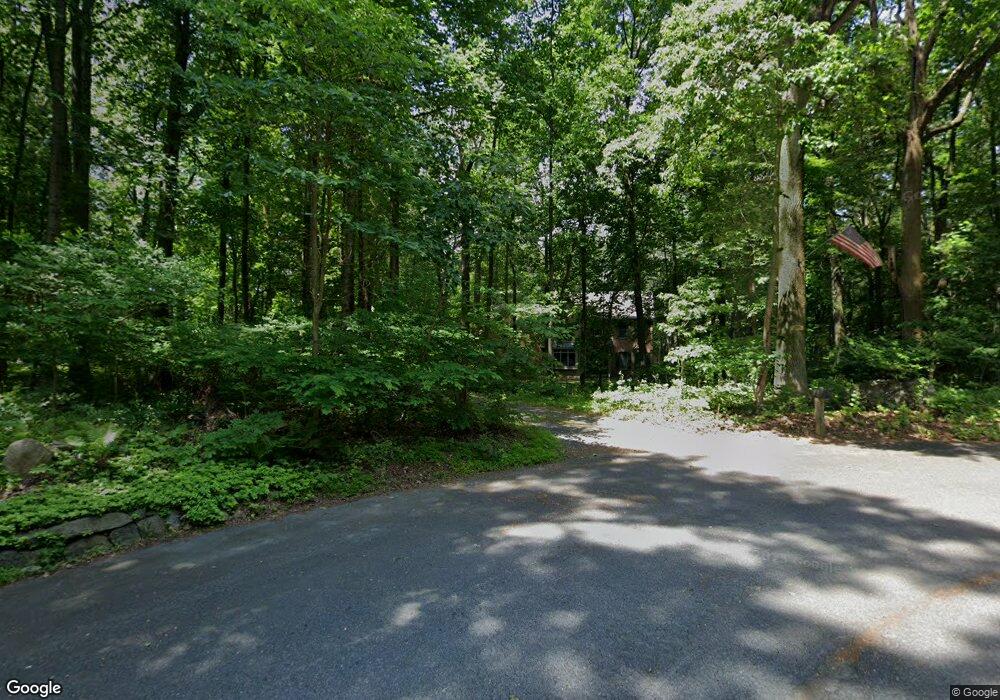 6373 Woodfern Dr, Emmaus, PA 18049 - photo 1