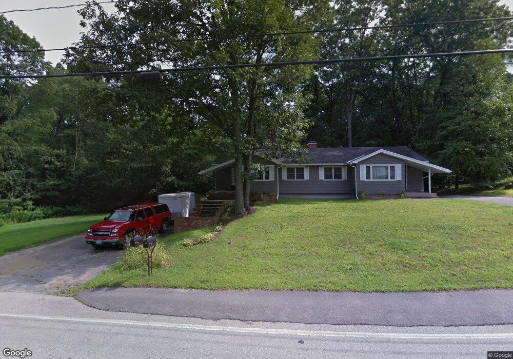 24 1/2 Burns Hill Rd, Hudson, NH 03051 - photo 1