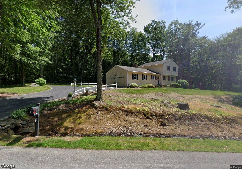 4 Palmeri Dr, MerriMacK, NH 03054 - photo 1